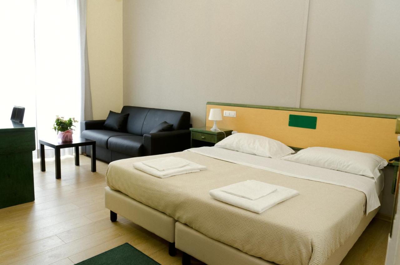 Hotel Suisse Genua Zimmer foto